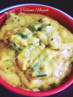 સરગવા નું ગ્રેવી વાળું શાક (Saragva Gravy Shak Recipe In Gujarati) રેસીપી મુખ્ય ફોટો