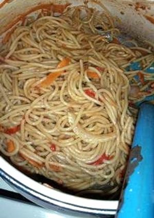 Una foto de Espagueti chino 🍝