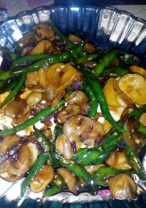 Foto resep Telur asin siram jamur lombok ijo
