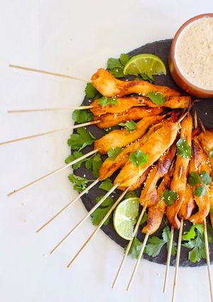 A picture of Thai-Style Chicken Satay Skewers | @DarixLAB.