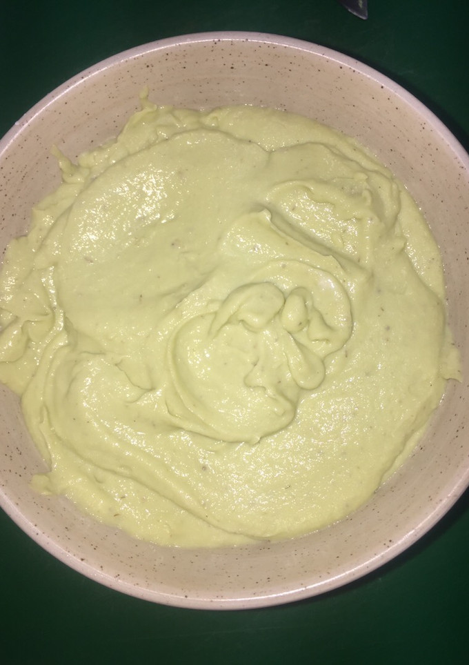 Una foto de Puré de aguacate,