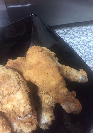 Una foto de Alitas estilo KFC