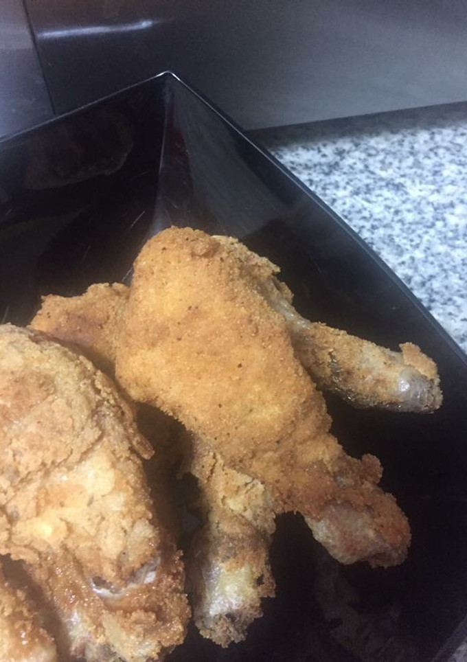 Una foto de Alitas estilo KFC