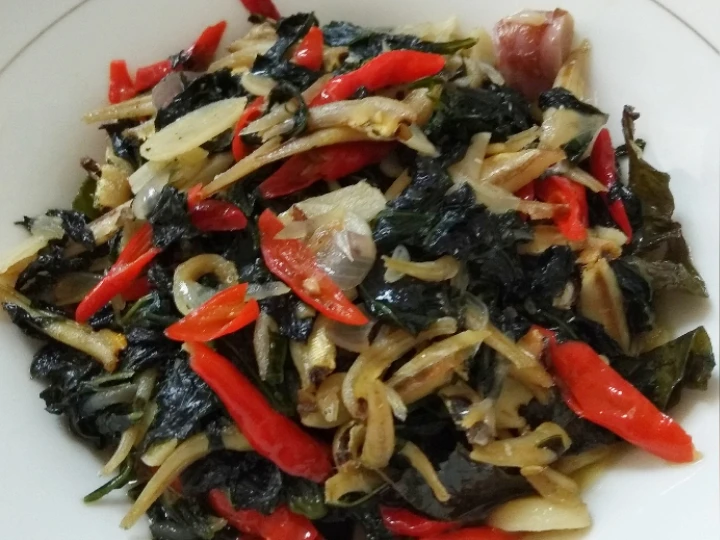 Cara Mudah Menyiapkan Resep Tumis daun pepaya yang Uenak Anti Ribet, Uenak Banget