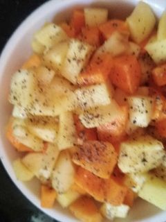 લીલી હળદર નું અથાણું(Lili haldar Pickle recipe in Gujarati) રેસીપી મુખ્ય ફોટો