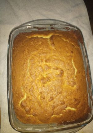 A picture of Passion and lemon cake.