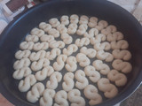 غريبة