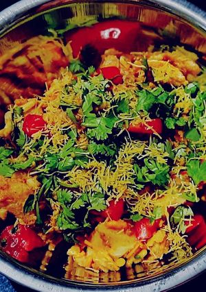 પૌઆ ચાટ નો ઓનિયન નો ગાર્લીક (Poha Chaat No Onion No Garlic Recipe In Gujarati) રેસીપી મુખ્ય ફોટો
