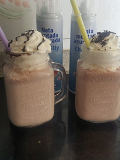 Una foto de Batido de chocolate fresquito
