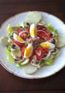 Una foto de Ensalada Niçoise o Nissarda