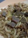 Jollof macaroni with chopped liver