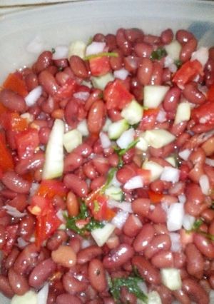 Una foto de Ensalada de frijoles