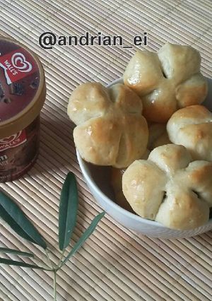 Foto resep Raisin Bun (Roti isi Kismis) - Tanpa Ulen