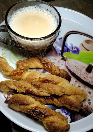 A picture of Sesame Puff Sticks.