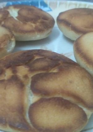 A picture of Homemade bun.
