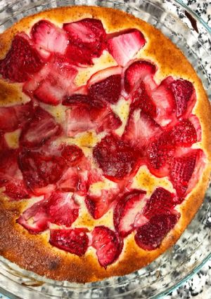 Una foto de Tarta de fresas, rápida y sencilla