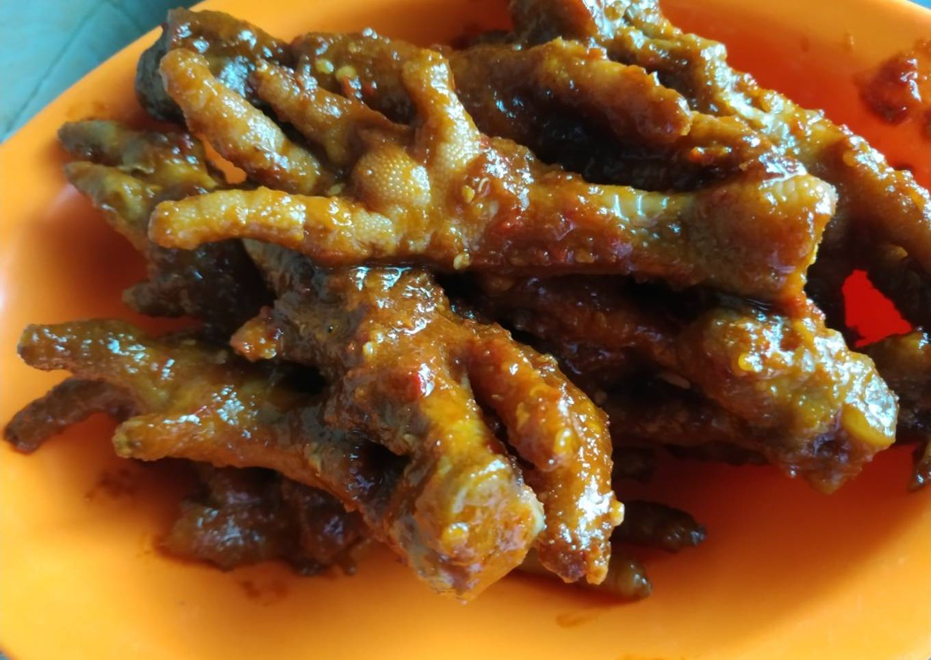 Ceker pedes manis