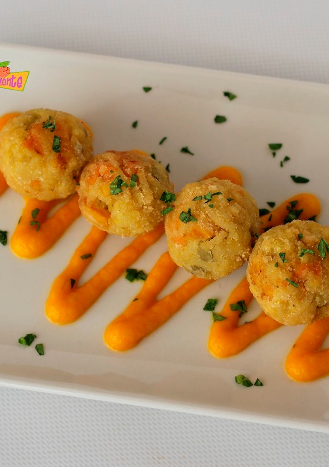 Una foto de Albóndigas de Arroz