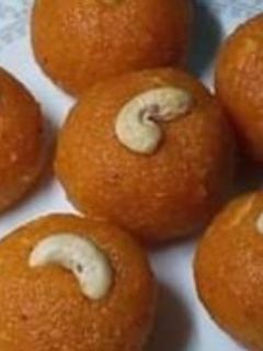 बूंदी के लड्डू (bundi ke laddu recipe in hindi) रेसिपी मुख्य फोटो