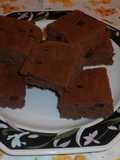 Brownie de chocolate y fresas
