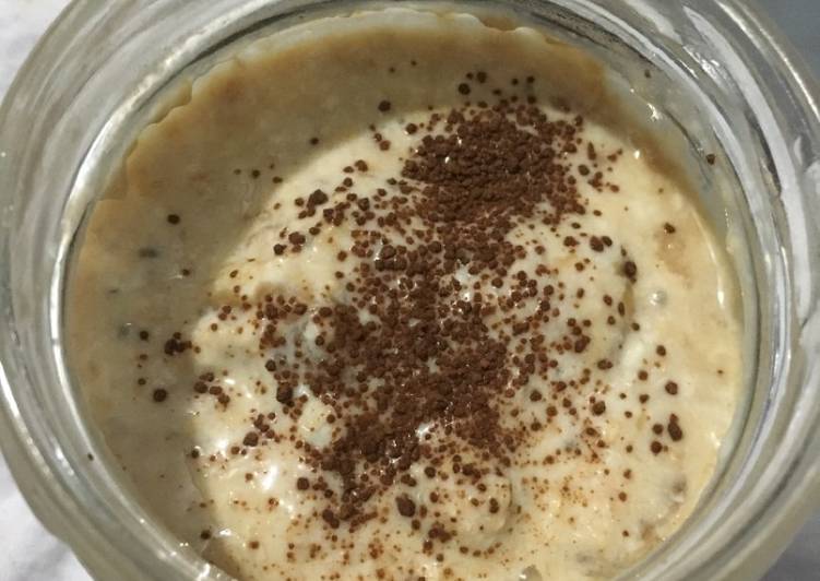 Banana aren coffee overnight oatmeal