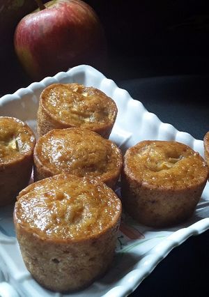A picture of Apple cinnamon muffins.