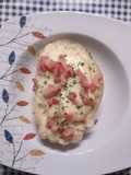 Patatas asadas rellenas de queso y beicon