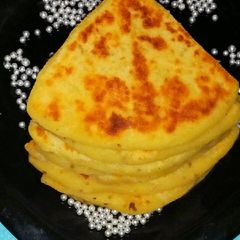 A picture of #aloo paratha.