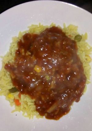 A picture of Savoury rice & Tomato gravy.