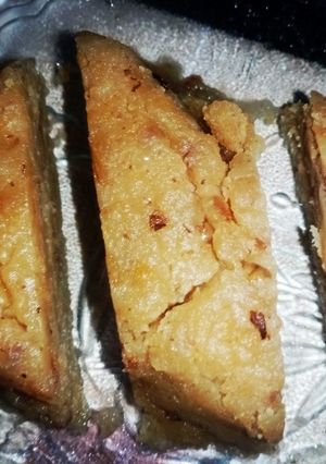 A picture of Khajoor ka halwa (Dates halwa).