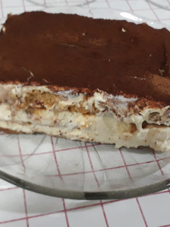 Una foto de Tiramisú fácil y rápido de hacer, sin yemas