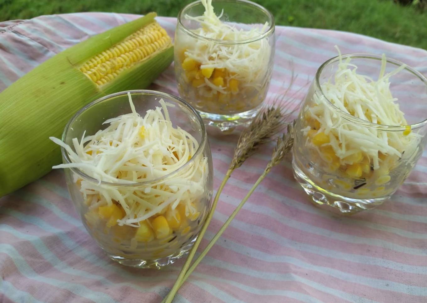 Jasuke (Jagung Susu Keju)