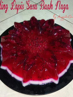 Foto resep Puding Lapis Susu Buah Naga