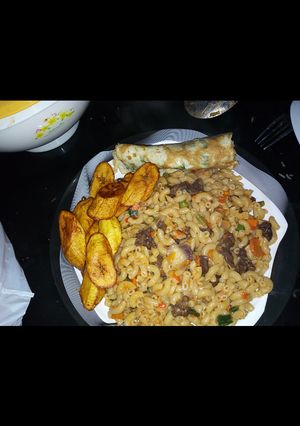A picture of Macaroni.