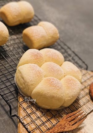 Hình của món 🍞CONDENSED MILK BREAD.