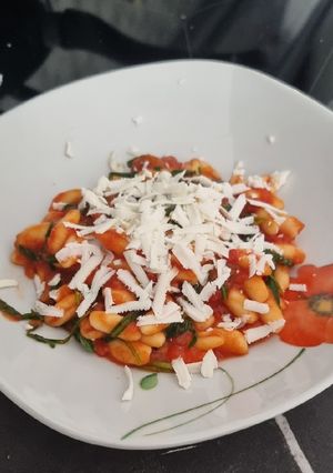Foto di Cavatelli, pomodoro, rucola e cacioricotta