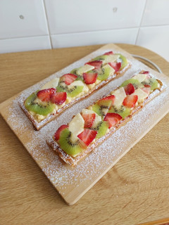 Foto principal de Banda de crema pastelera y frutas (sin gluten)