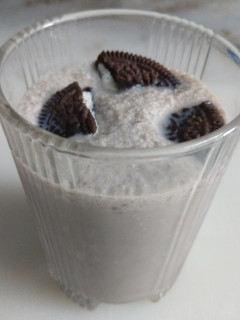 ઓરીઓ શેક (Oreo Shake Recipe In Gujarati) રેસીપી મુખ્ય ફોટો
