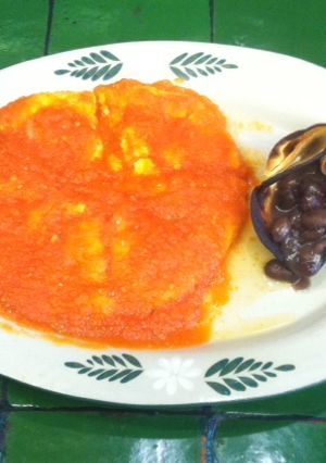Una foto de Huevos a la Oaxaqueña