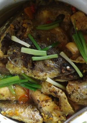 Hình của món Cá lóc kho nghệ.