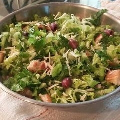 A picture of Prasini Salata/ Greek Spring Salad.