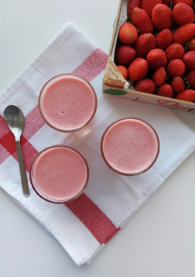 Una foto de Supergelatina de fresa