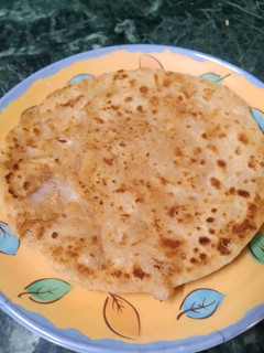 आलू प्याज़ पराठा (aloo pyaz paratha recipe in Hindi) रेसिपी मुख्य फोटो