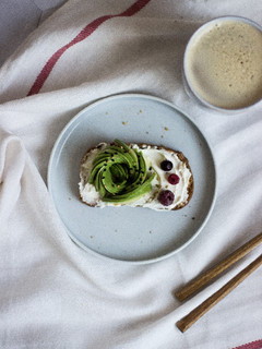 Foto principal de Tostada con aguacate 🥑