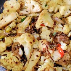 A picture of Aniseeds Roasted Cauliflower Florets.