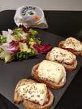 Bruschetta fromage /salade