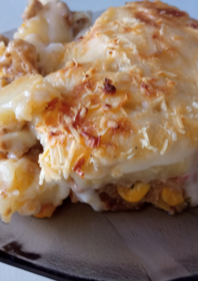 Una foto de Pastel de papas, atún y choclo