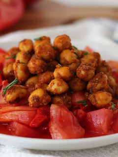 Una foto de Garbanzos Especiados en Ensalada