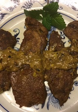 A picture of 400. California Farm Seitan Mock Beef in Rendang Sauce.