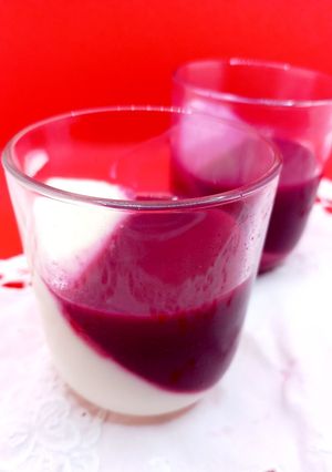Foto di Panna cotta con gele' di melograno